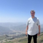 تصویر کاربر با کد 994350